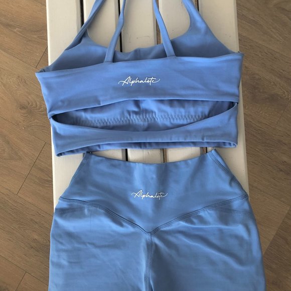 Alphalete 3 Piece Matching Set Bra, Shorts, Leggings in Neverland Size S XS - Picture 1 of 4